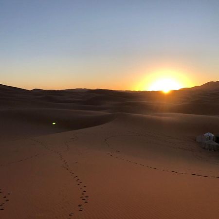 Erg Chebbi Starlight Camp 호텔 메르주가 외부 사진