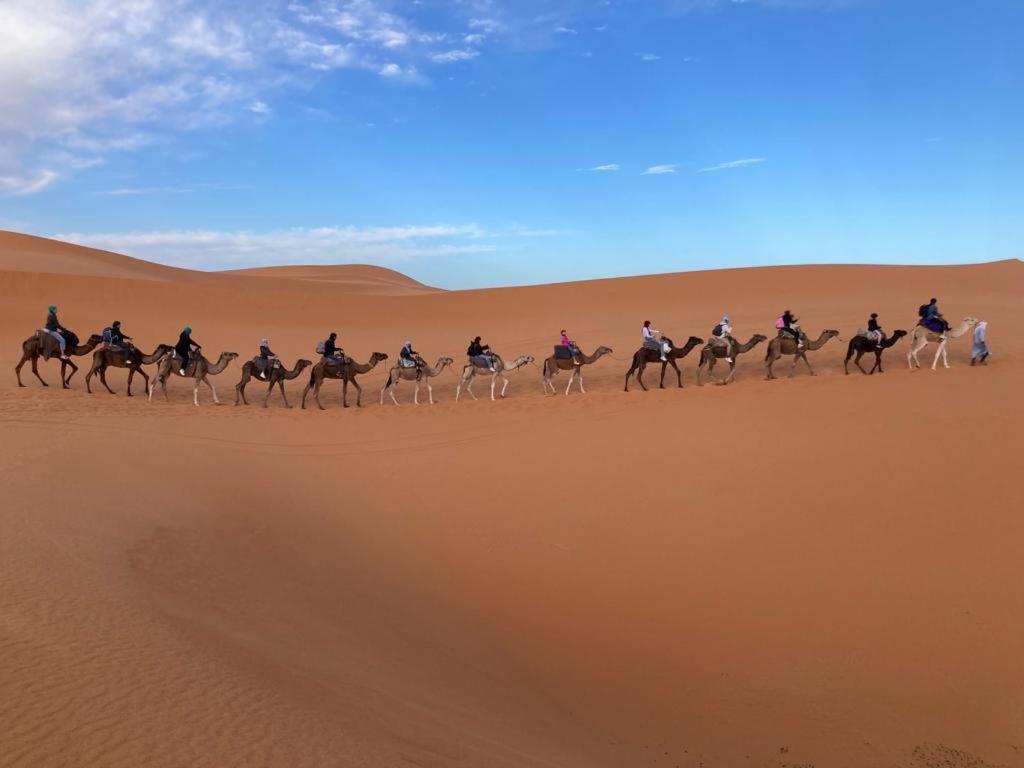 Erg Chebbi Starlight Camp 호텔 메르주가 외부 사진